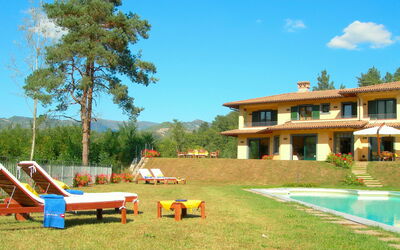 Villa Saida: all'aperto, Giardino, Piscina