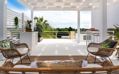 Casa Ocra - Misiliscemi, Sicilia: Autumn, Balcony / Terrace / Patio, Building Exterior, Outdoor, Spring, Summer