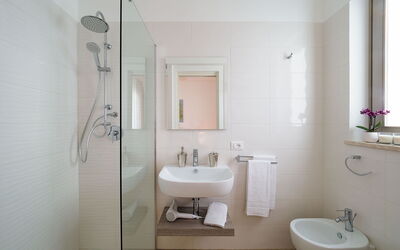 Casa Ocra - Misiliscemi, Sicilia: Autumn, Bathroom, Spring, Summer