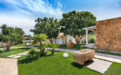 Casa Ocra - Misiliscemi, Sicilia: Autumn, Balcony / Terrace / Patio, Building Exterior, Garden, Outdoor, Spring, Summer