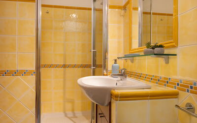 Villa Petra: Bathroom