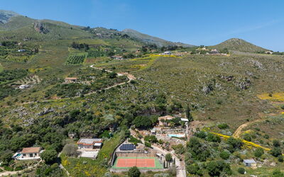 Villa Petra: Scenic View