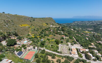 Villa Petra: Scenic View