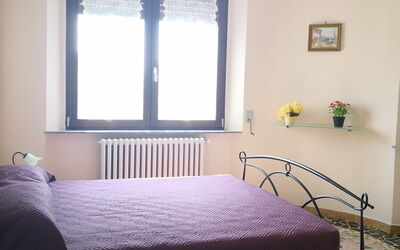 Franco House with Pool: Autumn, Bedroom, Spring, Summer