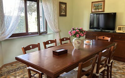 Franco House with Pool: Autumn, Living Room, Spring, Summer