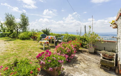 La Casa di Elda, Holiday Home with Pool, Uzzano, T: Herfst, Lente, Tuin, Zomer