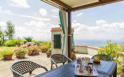 La Casa di Elda, Holiday Home with Pool, Uzzano, T: Herfst, Lente, Tuin, Zomer