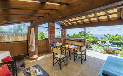 La Casa di Elda, Holiday Home with Pool, Uzzano, T: Andere kamer, Herfst, Lente, Zomer