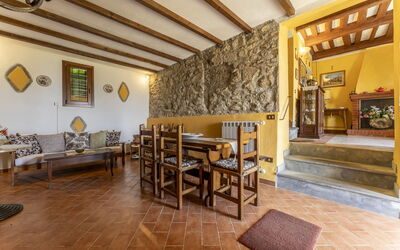 La Casa di Elda, Holiday Home with Pool, Uzzano, T: Herfst, Lente, Lunchroom, Woonkamer, Zomer