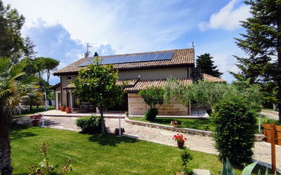 Villa Tagliaferri: Buitenkanten, Tuin