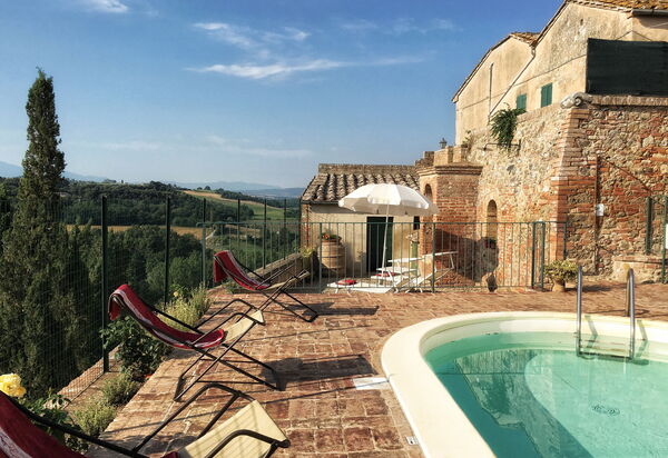 Casa Le Crete: Building Exterior, Main, Pool, Scenic View