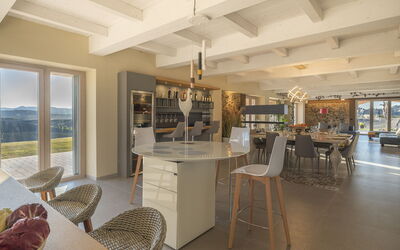 Villa Campana: Woonkamer