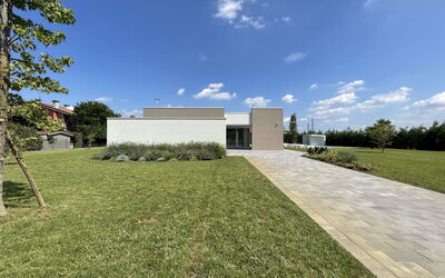 Stima Home, Padova, Pool, Ac: Automne, Été, Jardin, Printemps