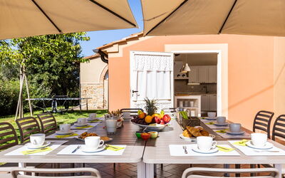 Peccioli Villa with Private Pool, Ac and Privacy: Buitenkanten, Herfst, Lente, Zomer