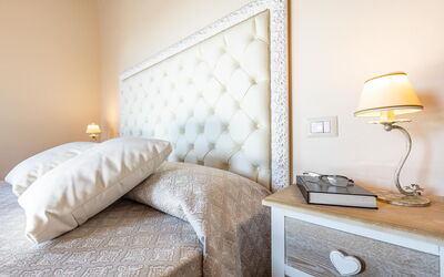 Peccioli Villa with Private Pool, Ac and Privacy: Herfst, Lente, slaapkamer, Zomer