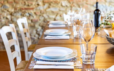 Peccioli Villa with Private Pool, Ac and Privacy: Herfst, Keuken, Lente, Woonkamer, Zomer