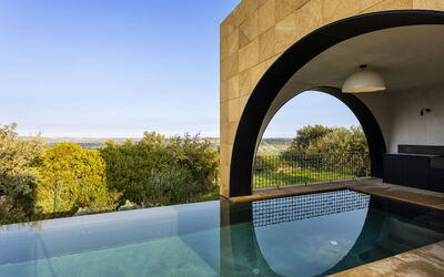 Scent Noto Hill Villa