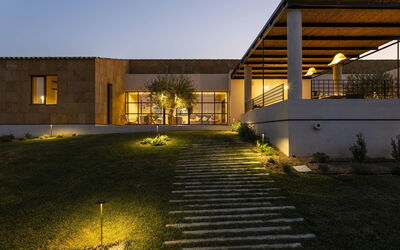 Noto Hill Villa