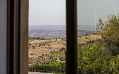 Noto Hill Villa