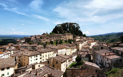 La Piccola Rocca: City