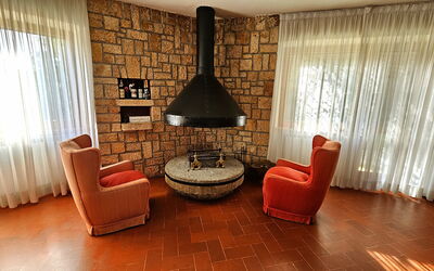 La Piccola Rocca: Living Room