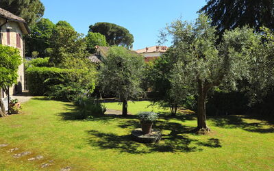La Piccola Rocca: Garden