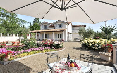 Villa Gaville: bassin, Extérieur, Jardin