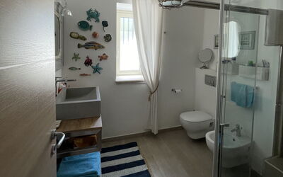 Villa Acquaro Santa Caterina dello Ionio: Autumn, Bathroom, Spring, Summer, Winter