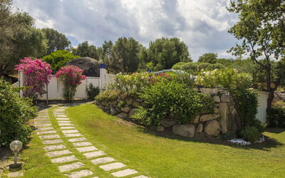 Villa Acquaro Santa Caterina dello Ionio: Automne, Été, Jardin, Printemps