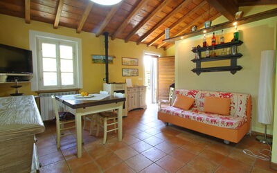 Villa San Rocco: Kitchen, Living Room