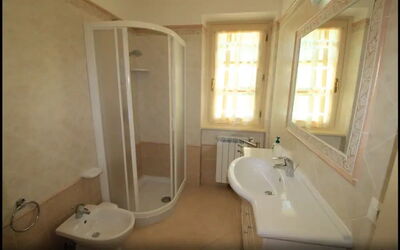 Villa Carducci: Bathroom