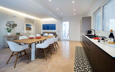 Palma: Dining Room, Kitchen, Living Room