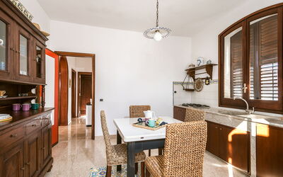 Villa Profumo: Kitchen