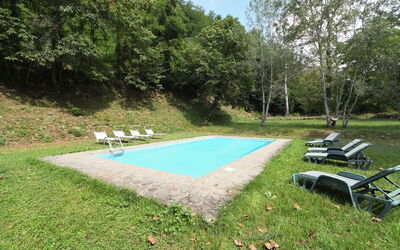 Villa del Mulino: all'aperto, Esterni, Piscina