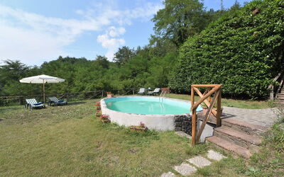 Casa Antelminelli: Giardino, Piscina