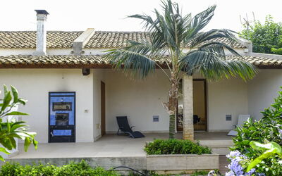 Villa Terrenove: Building Exterior