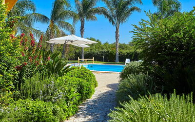 Villa Selinunte: Garden, Outdoor, Pool