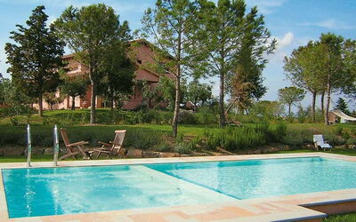 Maremma Retreat: Outdoor, Pool