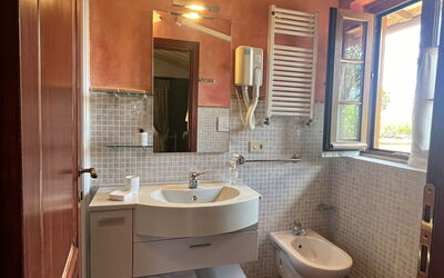 Maremma Retreat: Bathroom