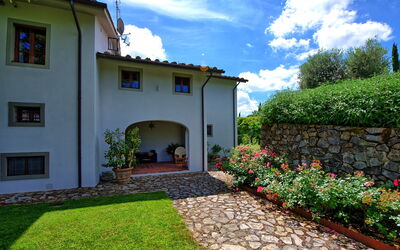 Villa Mami: all'aperto, Esterni, Giardino