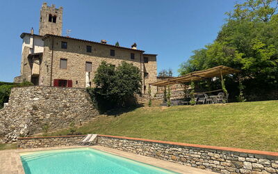 San Tommaso: Esterni, Giardino, Piscina