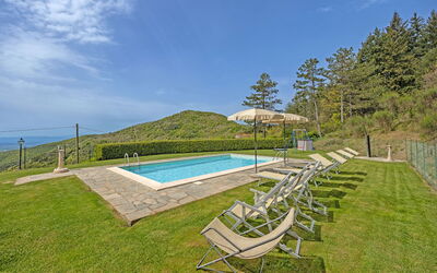 La Montanina: Swimming pool