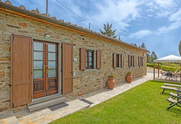 La Montanina: Main entrance