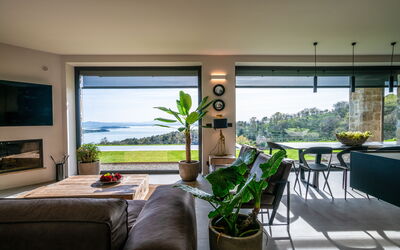 Villa Paradise: Living room