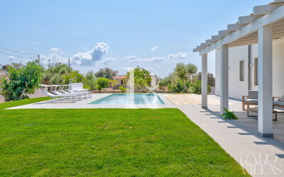 Villa Ficos