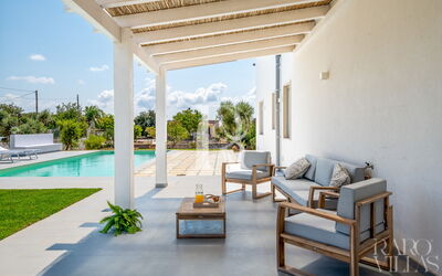 Villa Ficos