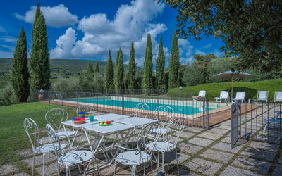 La Tesa Country House with Pool S. Gimignano: Autumn, Pool, Spring, Summer