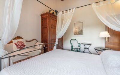 La Tesa Country House with Pool S. Gimignano: Autumn, Bedroom, Spring, Summer
