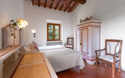 La Tesa Country House with Pool S. Gimignano: Autumn, Bedroom, Spring, Summer