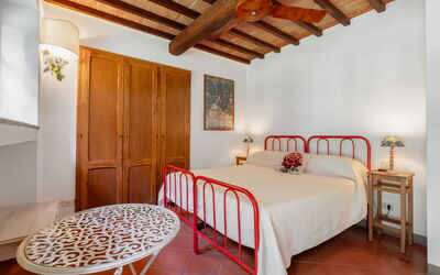 La Tesa Country House with Pool S. Gimignano: Autumn, Bedroom, Spring, Summer